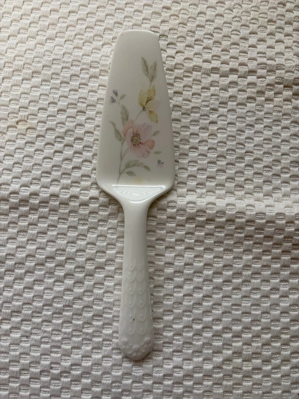 Porcelain Floral Cake Server - White with Pink Flower